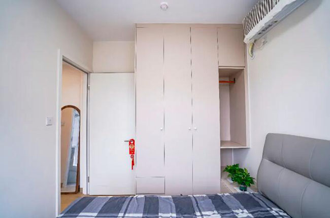 97㎡現(xiàn)代三居，原木色的布局，讓你生活充滿溫暖